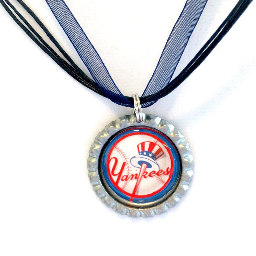 New York YANKEES Baseball Handmade Necklace *NEW*